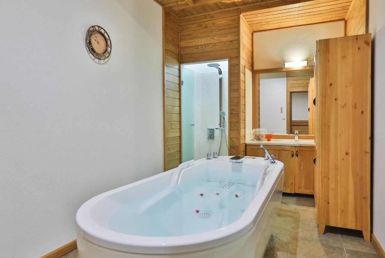 Luxury Chalets Pirin Golf & Country Club Банско Экстерьер фото